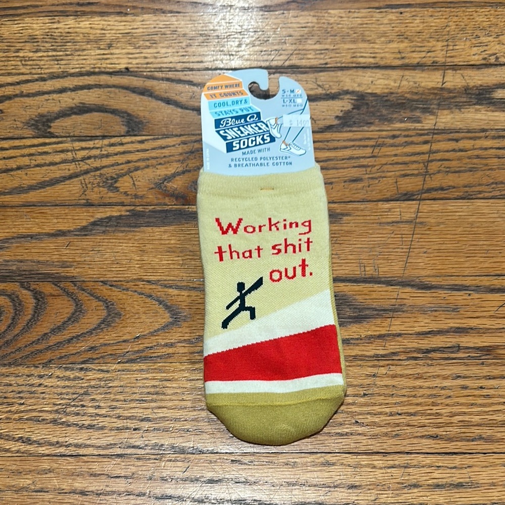 Blue Q Men's Novelty Socks - Working That Shit Out